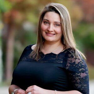 Meet your Posher, Melissa r